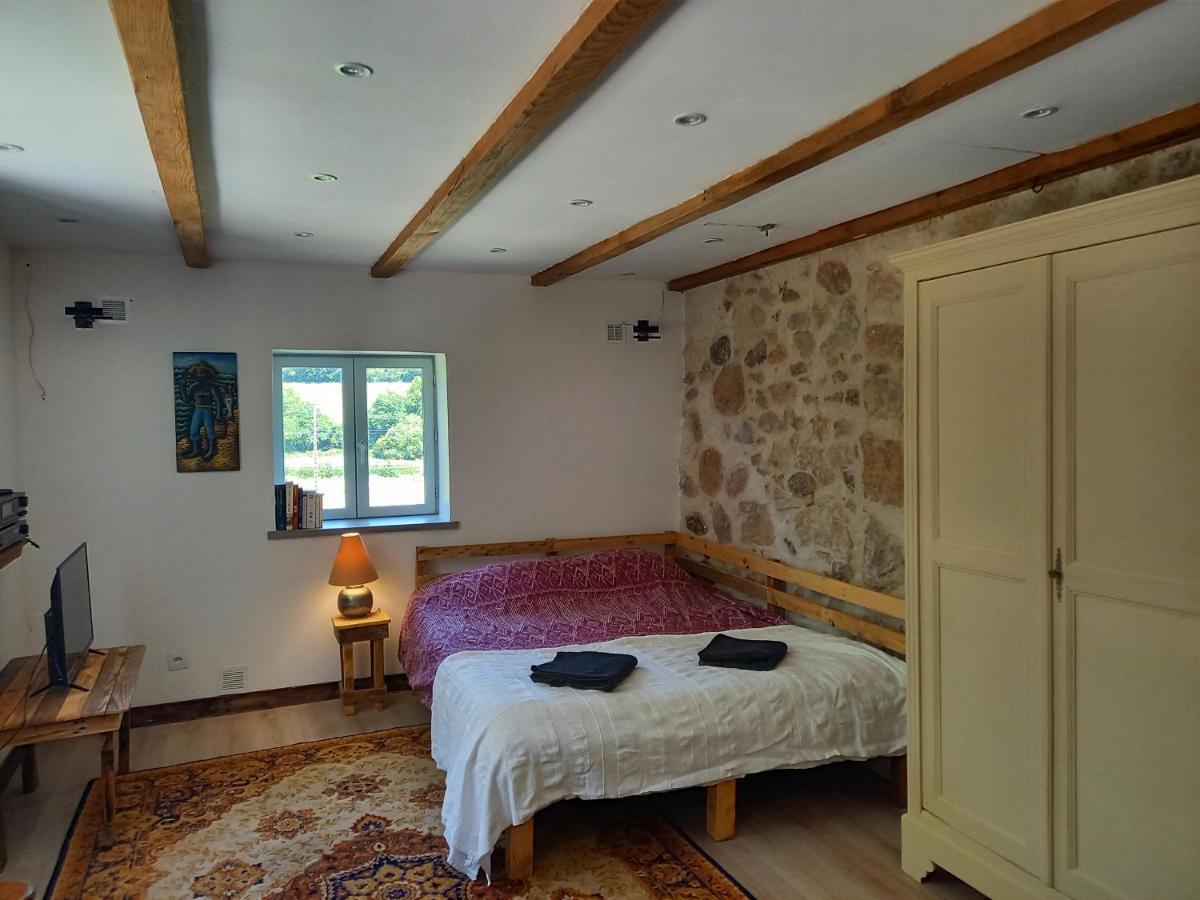 Le Studio Du Crot Noir Cussy-en-Morvan Bagian luar foto